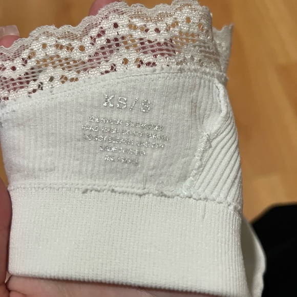 White Lace Trim Bralette - Picture 3 of 3